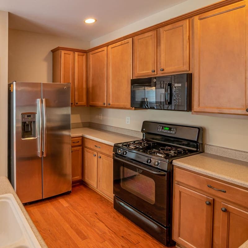 Delight Windows installation — kitchen storage